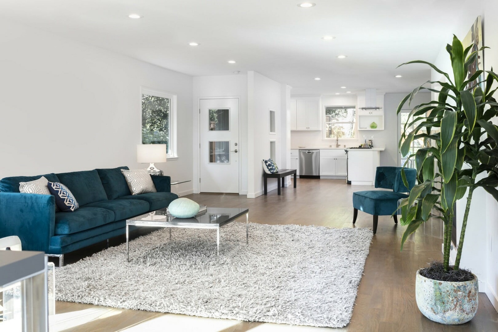 Interior Designer / Home Stager